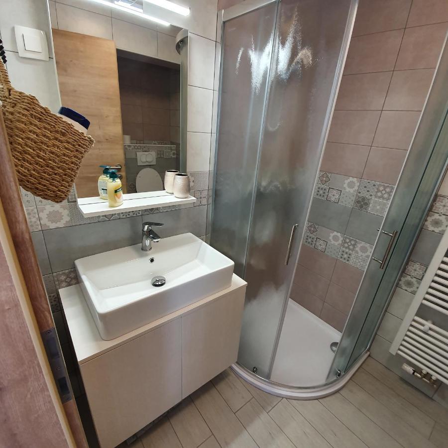 Apartma Rozle モイストラナ エクステリア 写真